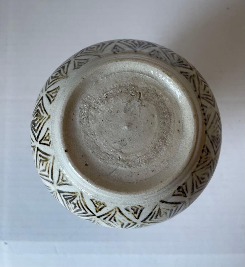 加藤唐三郎　鉄象嵌花入