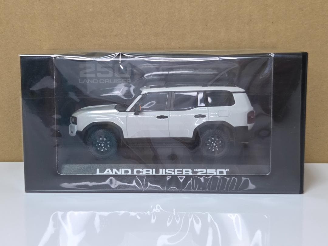 京商 1/43 ランドクルーザー250 ZX 03927PW ミニカー 特販仕様