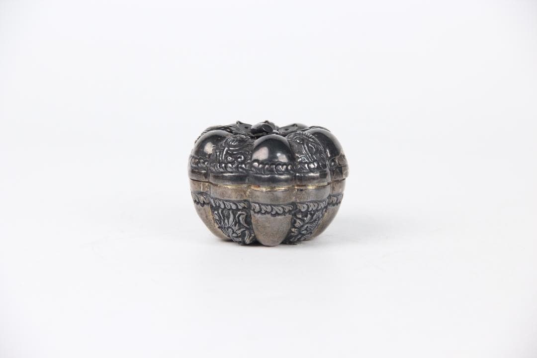 瓜形香合　龍鳳文　Silver925　落款　銀 重さ57.3g Eo15-1