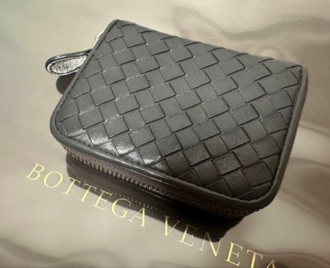 【付属品付】ボッテガヴェネタ イントレチャートケース/ラム/灰1️⃣✨✨