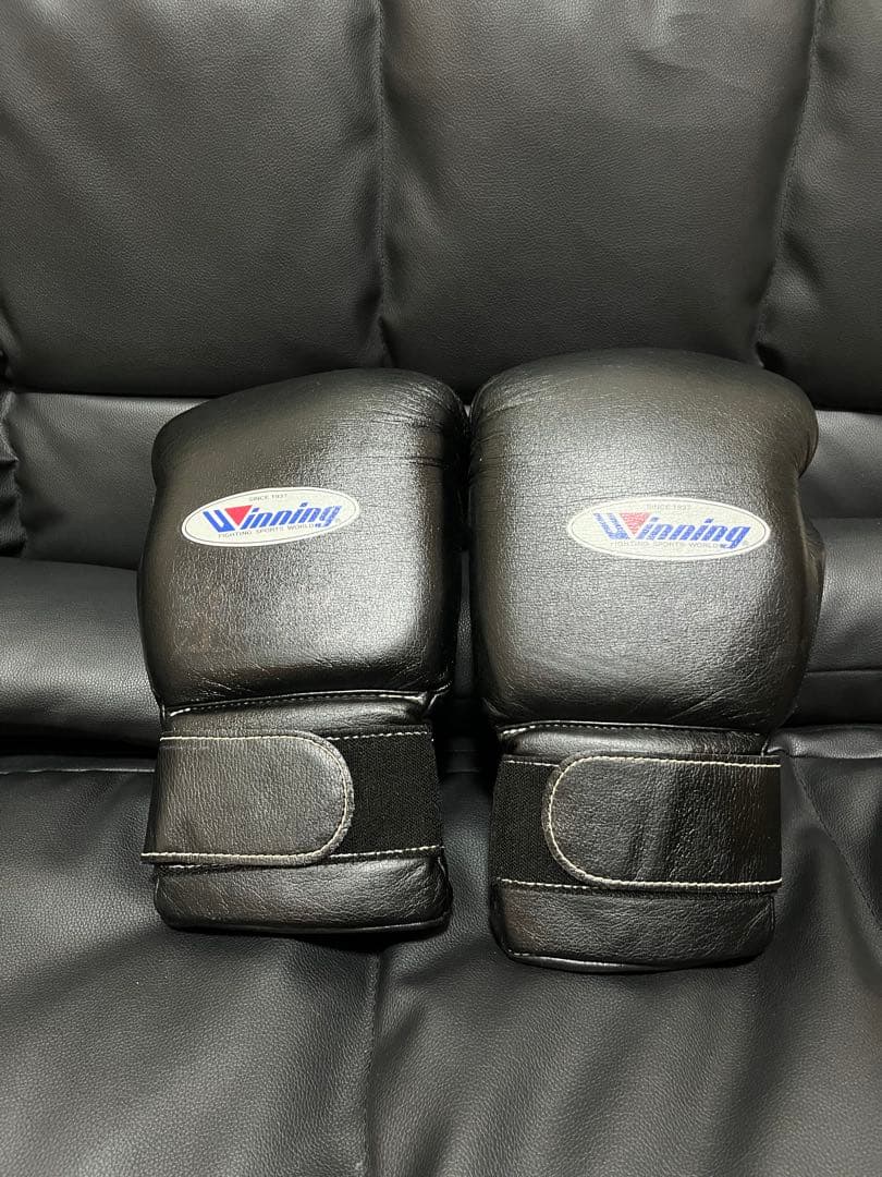 Winning ボクシンググローブ 16 oz ブラックソフトタイプ Winning（ウイニング） 受注生産 ボクシング グローブ マジックテープ