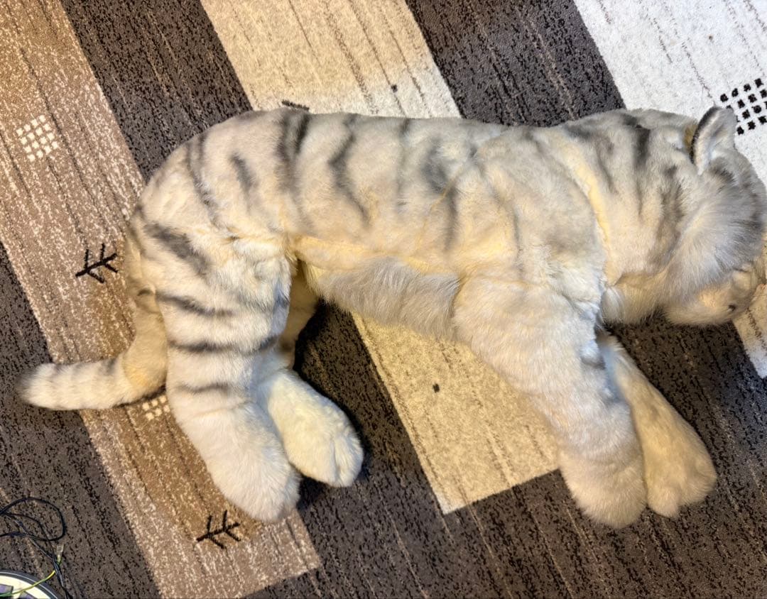 リーベ ホワイトタイガーぬいぐるみ73cm