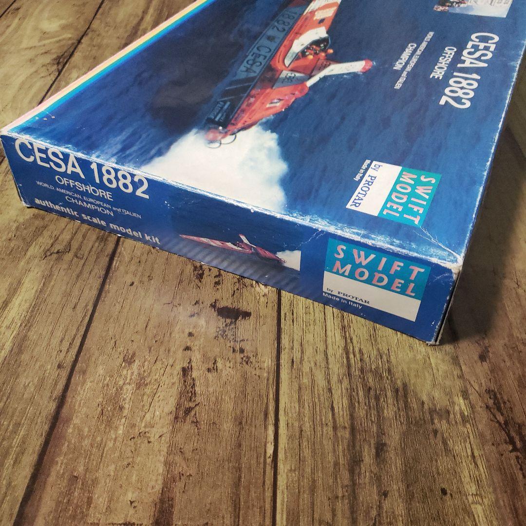 パワーボート CESA 1882 OFFSHORE プラモデル