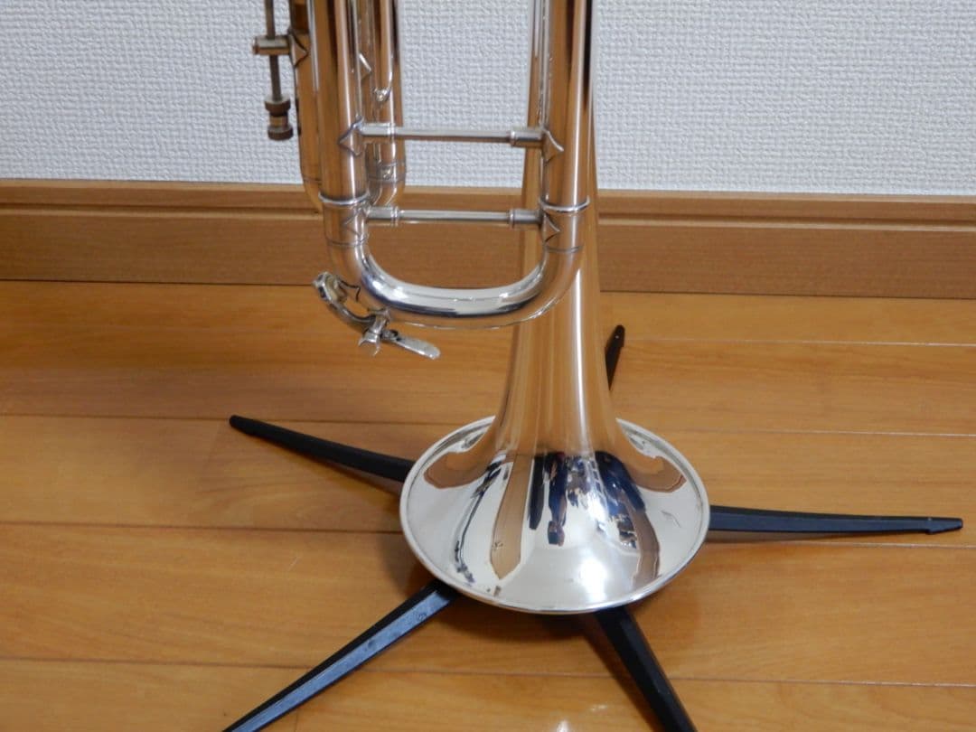 バック　Vincent Bach 180ML37SP Bb トランペット