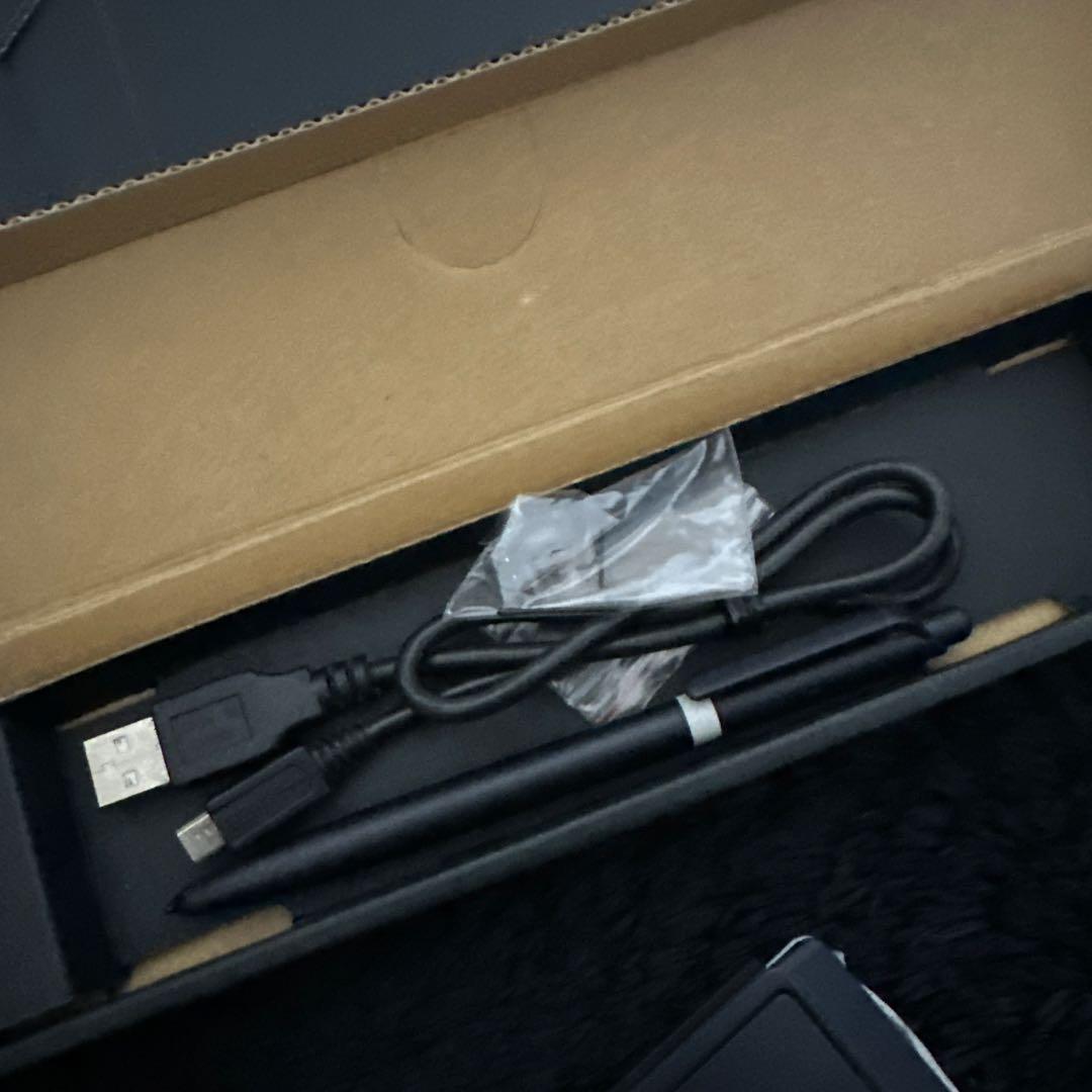 GVIDO DMS-W1 楽譜端末 電子楽譜 箱付き 付属品多数