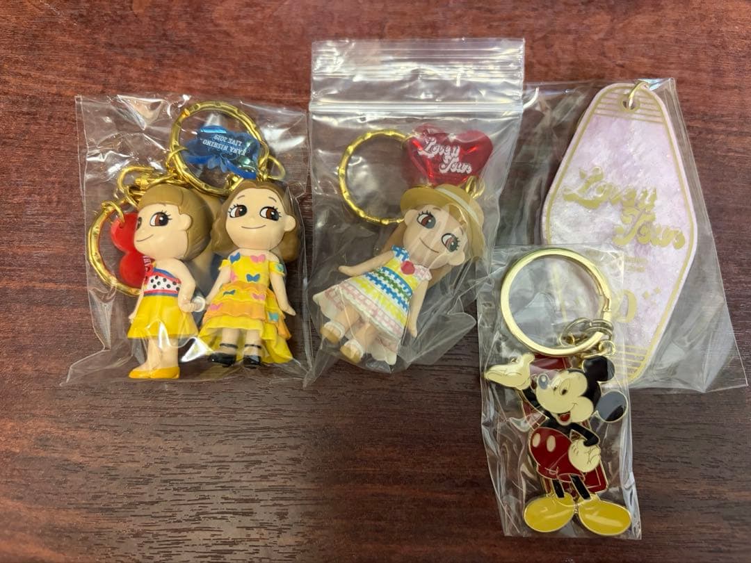 西野カナ マスコットキーホルダー セット - メルカリ