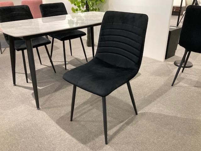 ダイニングテーブルセット　セラミック　４人掛け　新品