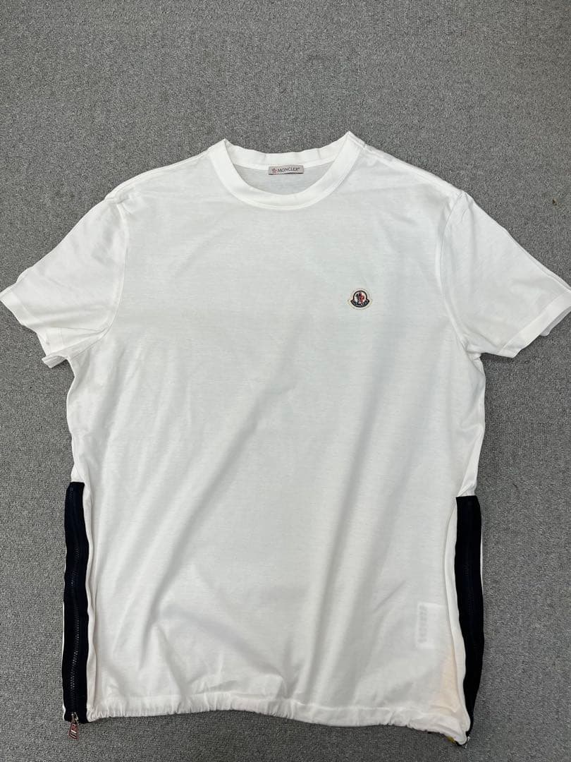 美品 モンクレール Tシャツ サイズMの通販はau PAY マーケット - 輸入