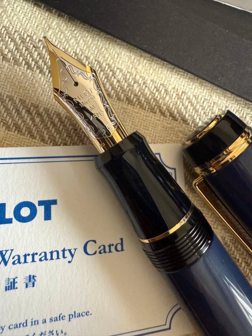 パイロット万年筆、漆、カスタム紺青、30サイズペン先 万年筆