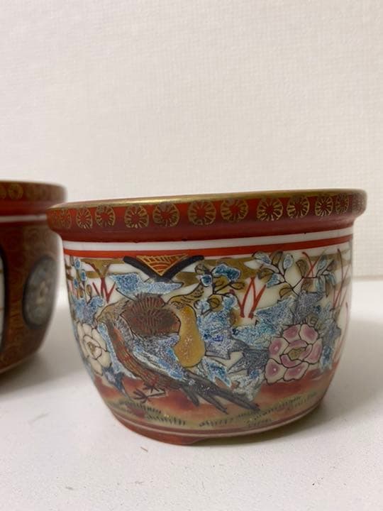 九谷焼≪ 九谷庄三銘 ≫ 金彩赤絵色絵 花鳥・竹林の七賢人図 丸形