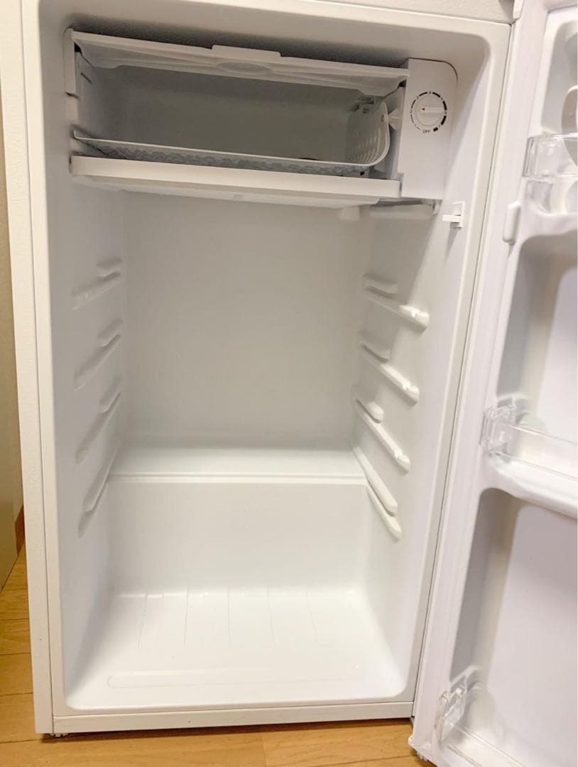 山善　冷蔵庫 92L 右開き YFR-90(W) 1ドア 小型 製氷スペース付き