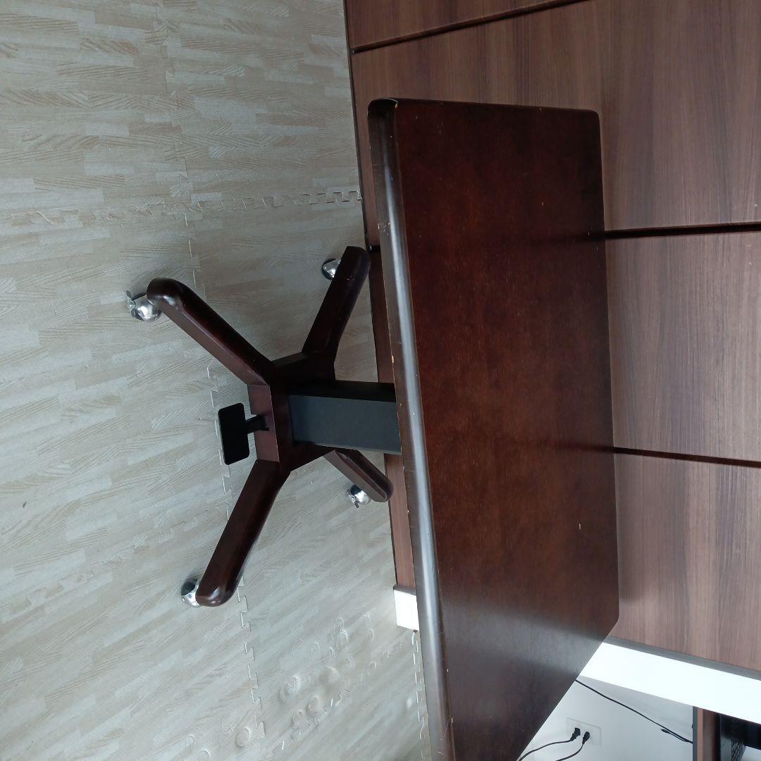 ダークブラウン 木製ダイニングテーブル　高さ調節可能（53㌢～65㌢）