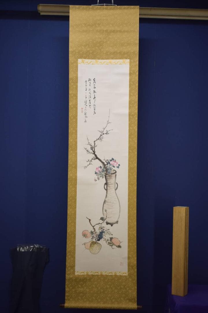 真作/天来/花瓶/白梅/柿/画賛/布袋屋掛軸HI-879