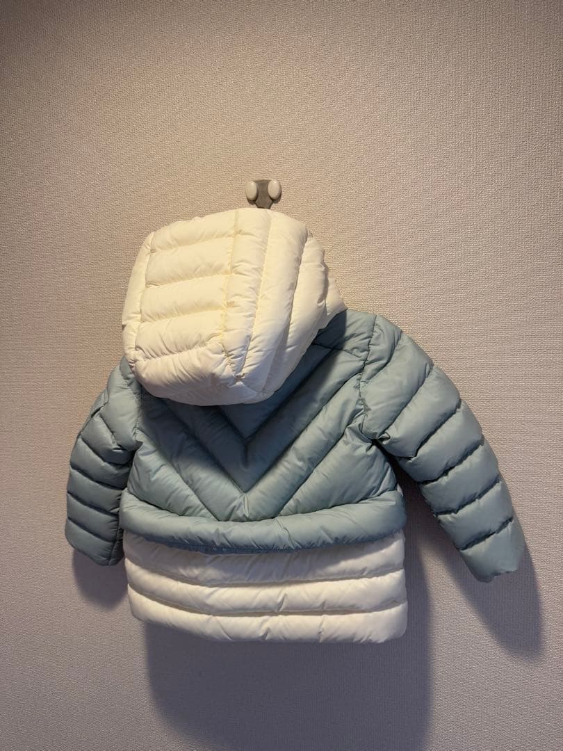 MONCLER 水色と白のダウンコート　サイズ85cm 美品