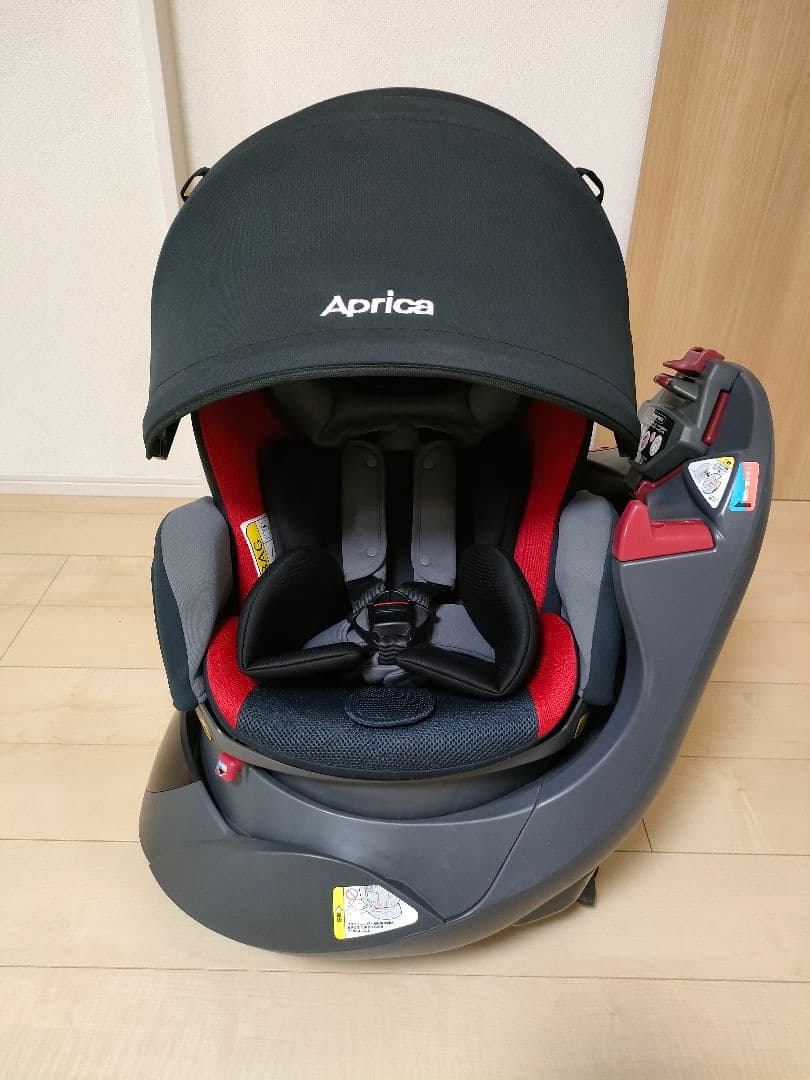Aprica　ディアターンプラスプレミアム　ベビー チャイルドシート・ベッド