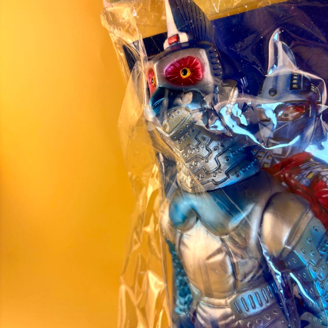 ブルマァク 怪獣シリーズ ウインダム 特大サイズ34cm - メルカリ