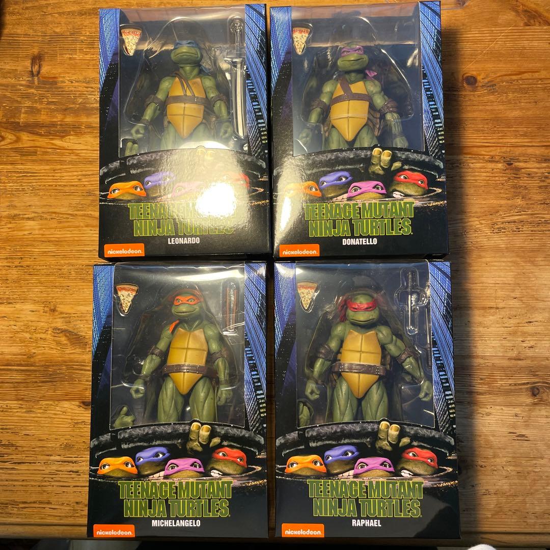 NECA TMNT ミュータント タートルズ 7インチフィギュア 4体セット