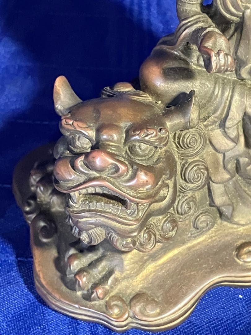 観音様　獅子　銅　真鍮　観音菩薩　仏像