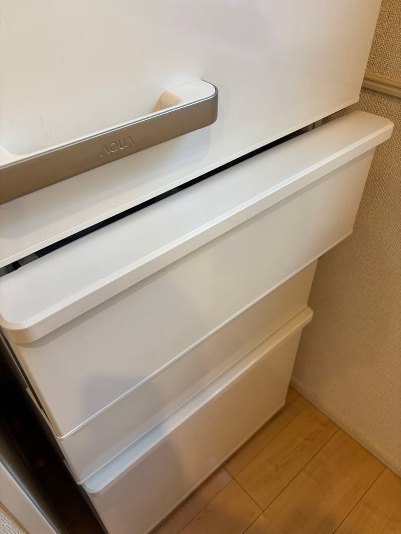 冷蔵庫・冷凍庫 C H I V E S