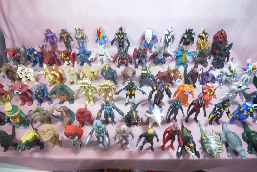 ウルトラ怪獣シリーズ500　怪獣ソフビ　74体セット ウルトラ怪獣シリーズ500 怪獣ソフビ 74体セット