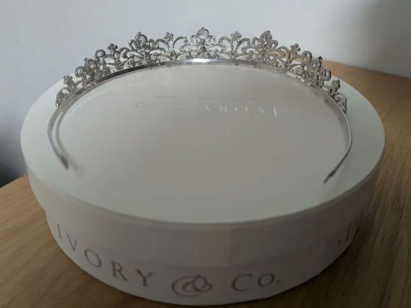 Ivory&Co Elizabeth ティアラ　エリザベス