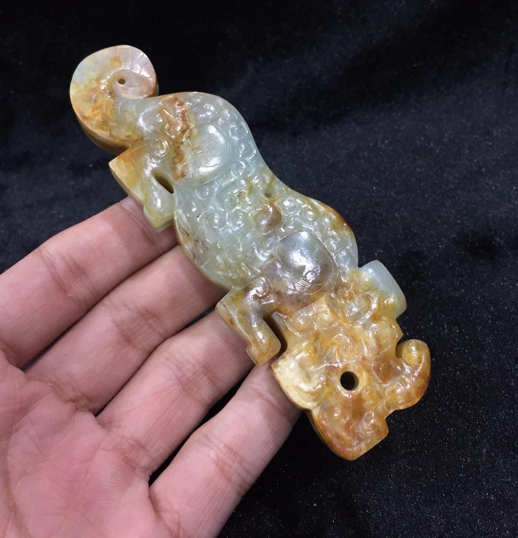 漢代 竜紋佩 古玉老和田玉装身具 中国美術ペンダント 骨董工芸品