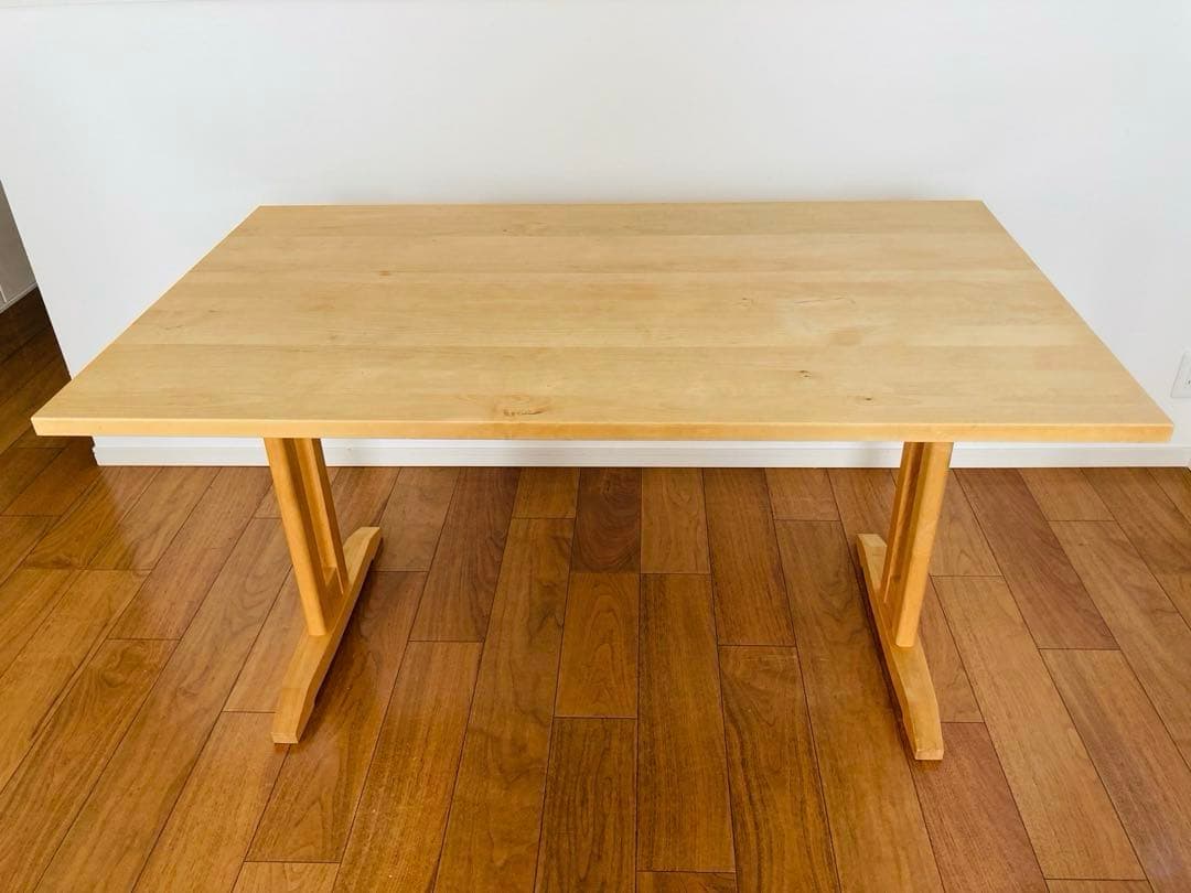 【MOMO NATURALダイニングテーブル】◆幅140センチ◆奥行き83センチ