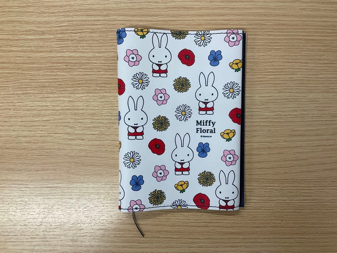 福袋 ミッフィー ファン必見！エコバッグ・書籍・雑貨セット