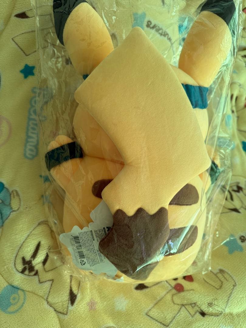 ピカチュウ ぬいぐるみ 韓国限定 ラン