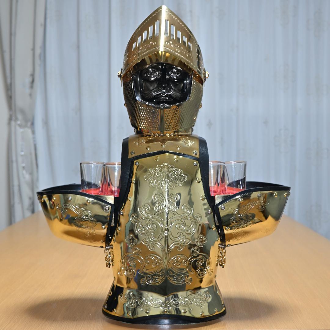 NIKKA WHISKY ニッカウヰスキー 西洋騎士甲冑 ボトルケース - メルカリ