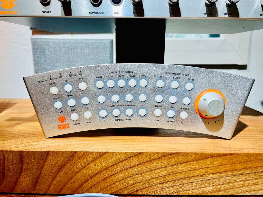 Dangerous Music Monitor ST モニターコントローラー