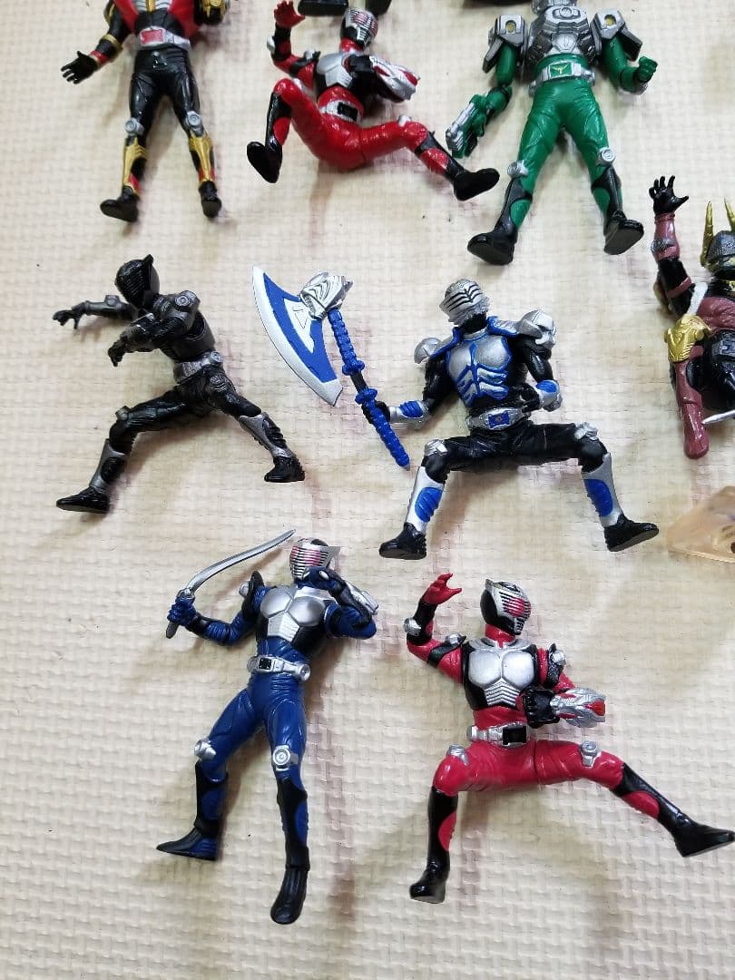 Bandai Kamen Rider dragon knight 17bodys