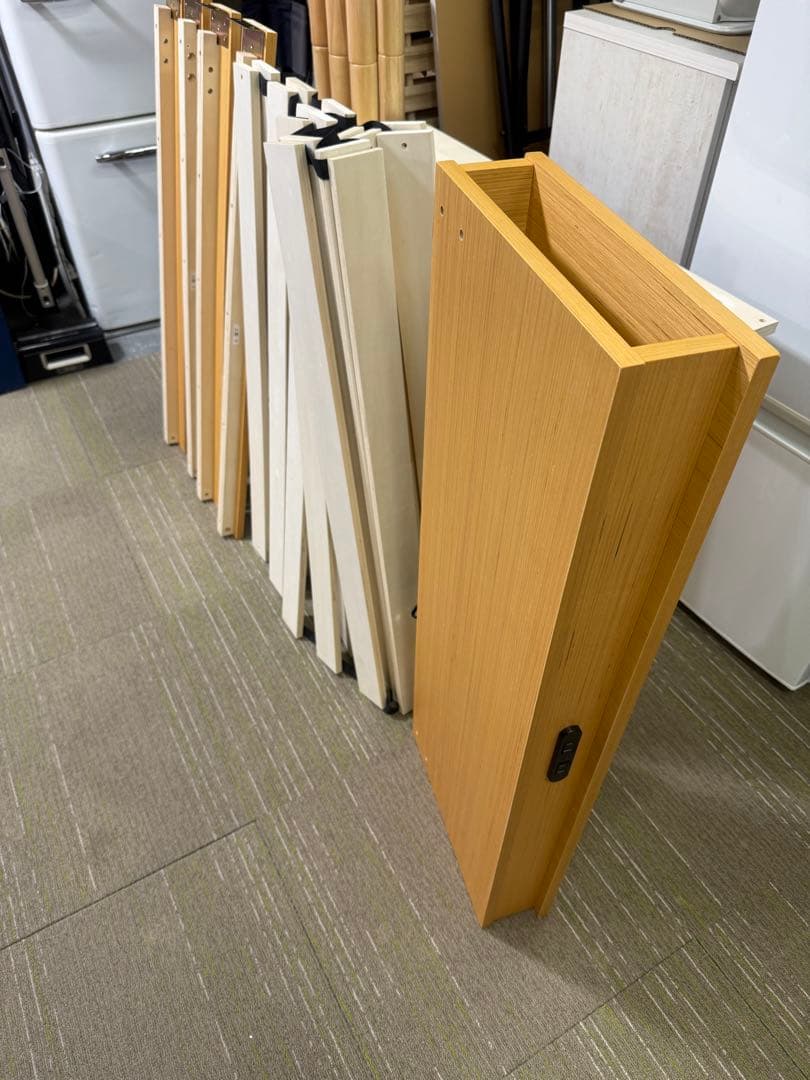 【美品】ニトリ　シングルサイズベッドフレーム　 棚付コンセント付き　STL NA