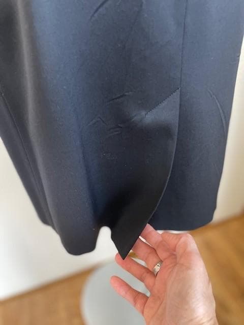 最終価格 未使用 ALEXANDER McQUEENマックイーン 黒スカート40