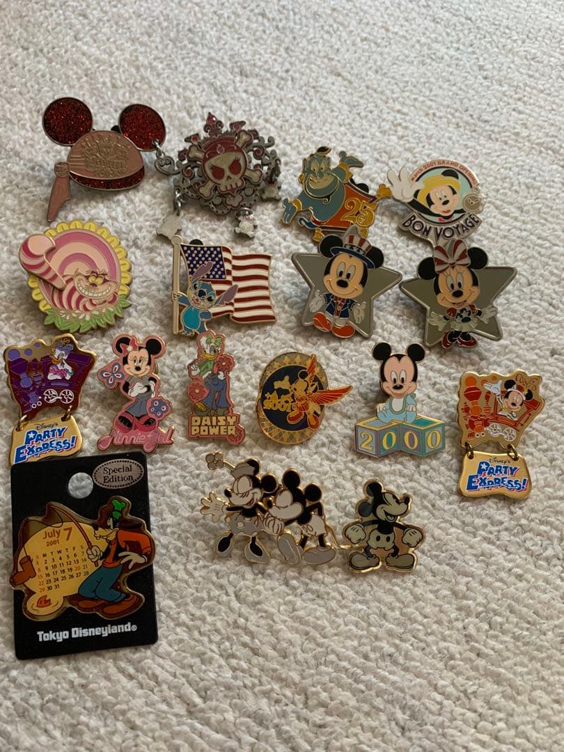 ディズニー ピンバッジ まとめ売り