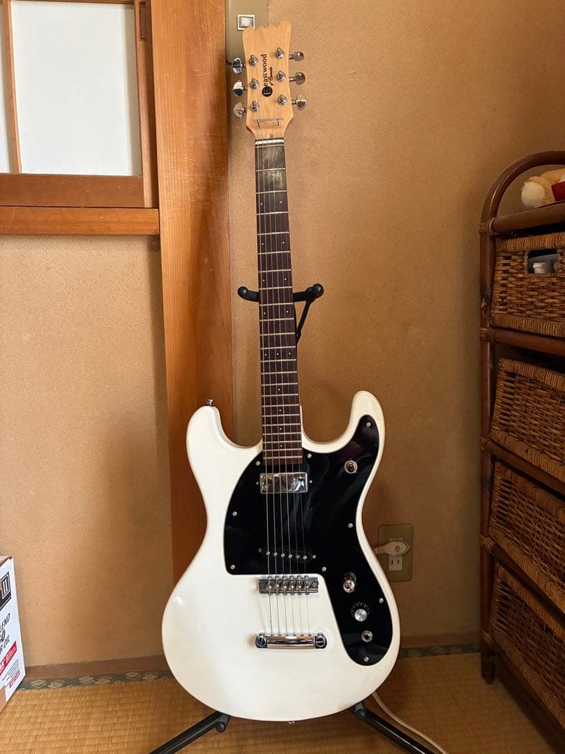 Eastwood モズライト　ジョニーラモーン　エレキギター Eastwood モズライト ジョニーラモーン エレキギター Eastwood Mach