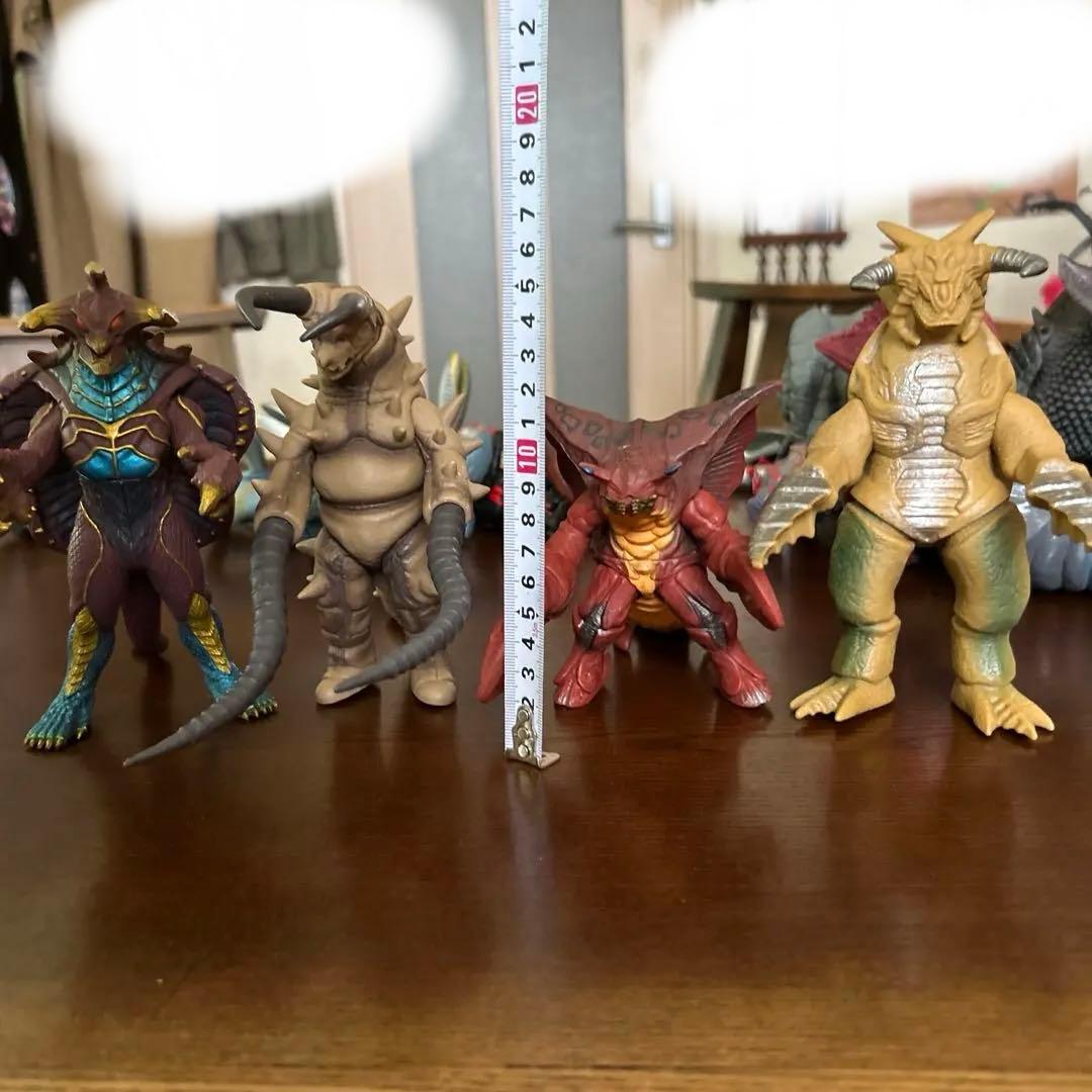 ウルトラマン　ソフビ　怪獣　まとめ売り