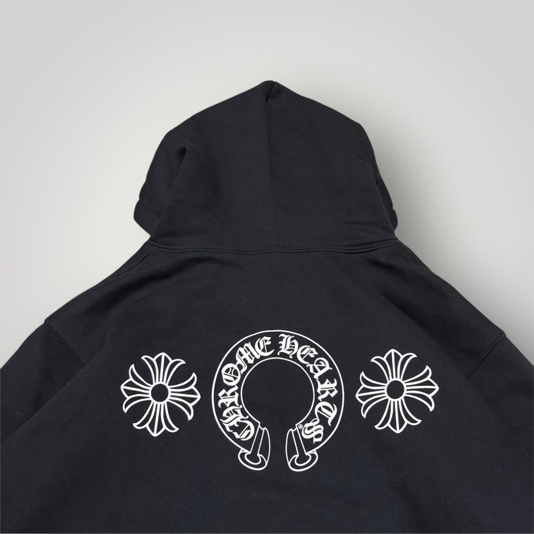 美品　CHROME HEARTS ホースシュー　ダガーチャーム　ジップパーカー