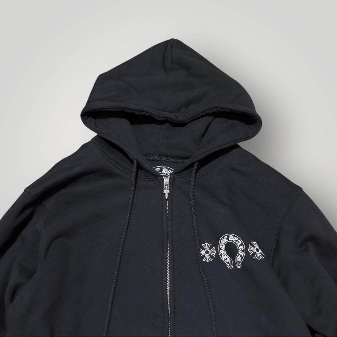 美品　CHROME HEARTS ホースシュー　ダガーチャーム　ジップパーカー