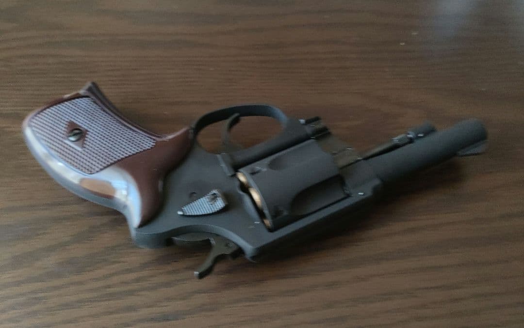 マルシン　ポリスリボルバー　ブラックHW 8mmBB