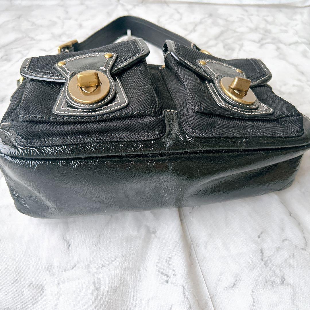 COACH シグネチャー ハンプトンズ マルチポケット ショルダーバッグ 黒
