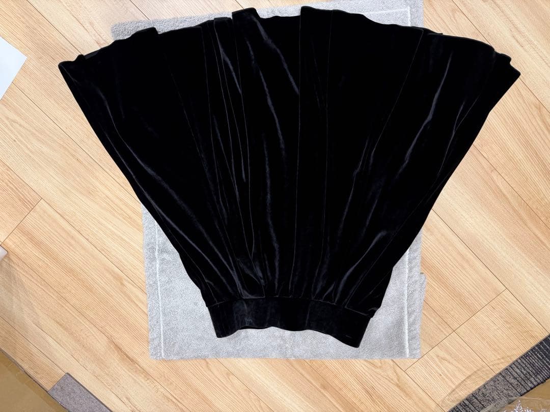 フォクシーDAISY LIN ブラックベロアスカート❣️４２サイズ定価６８２００円