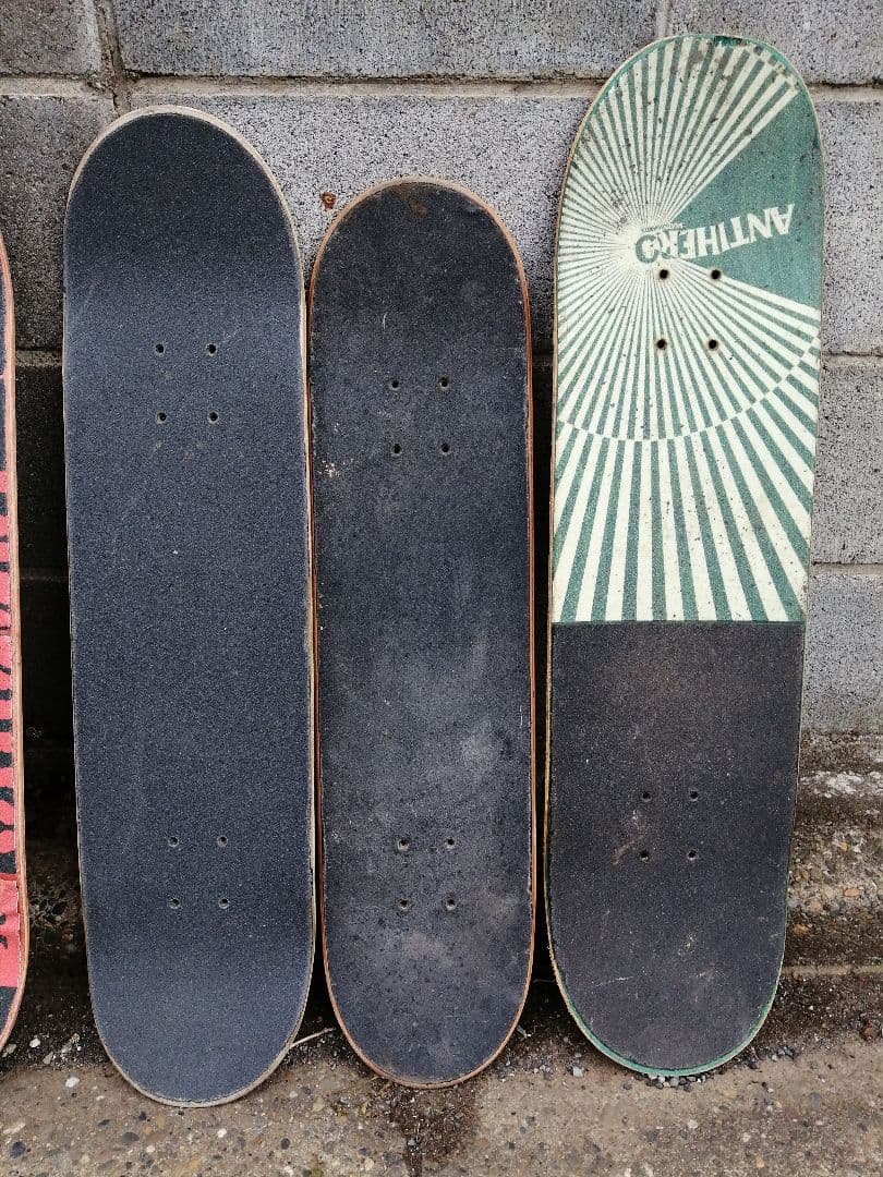 スケボーのデッキ　14本