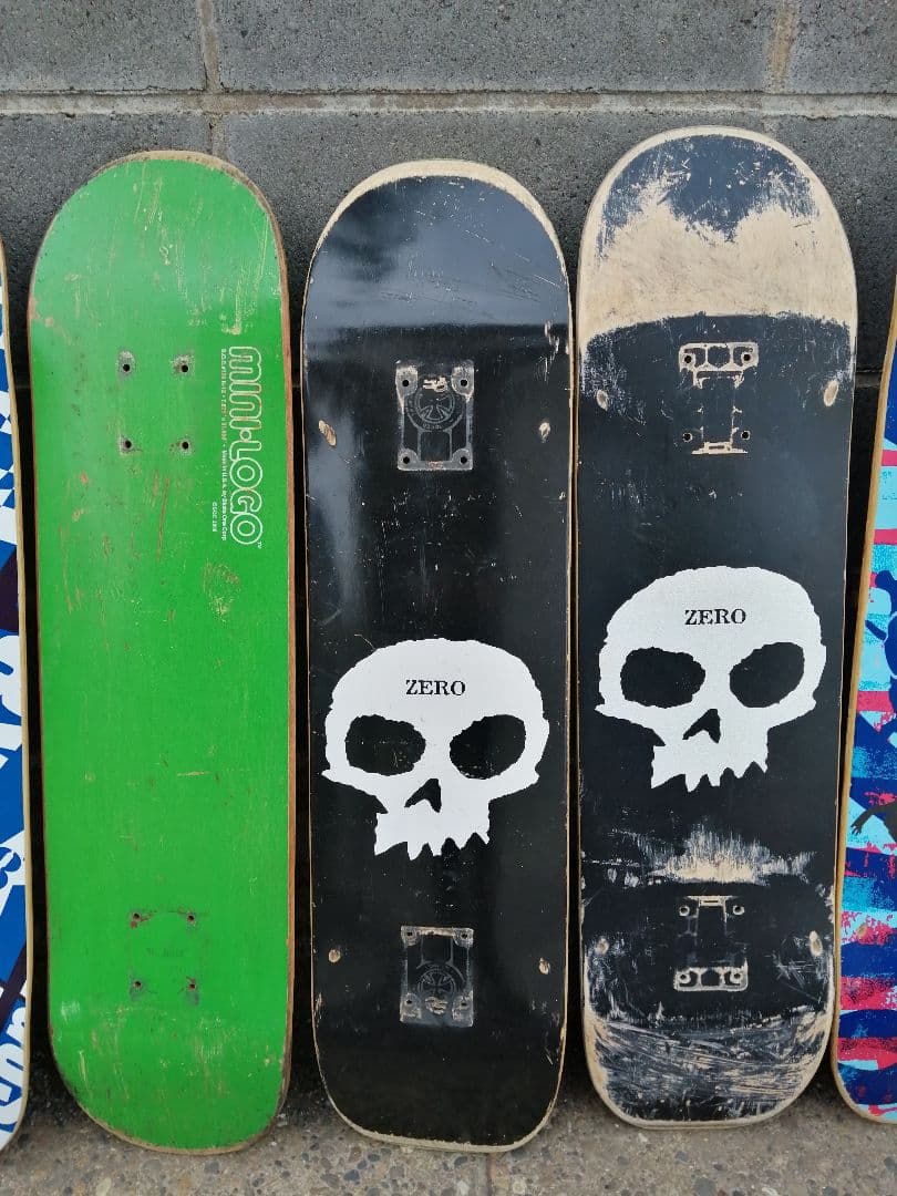 スケボーのデッキ　14本