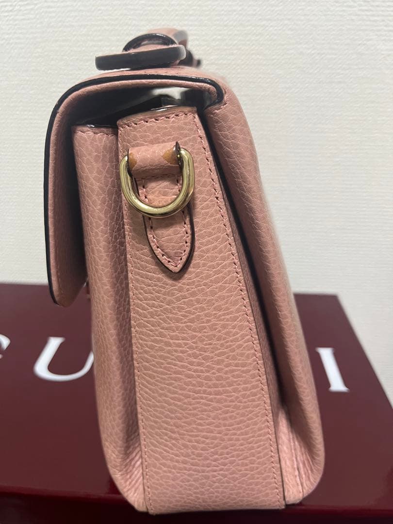 GUCCI ピンクレザー ハンドバッグ