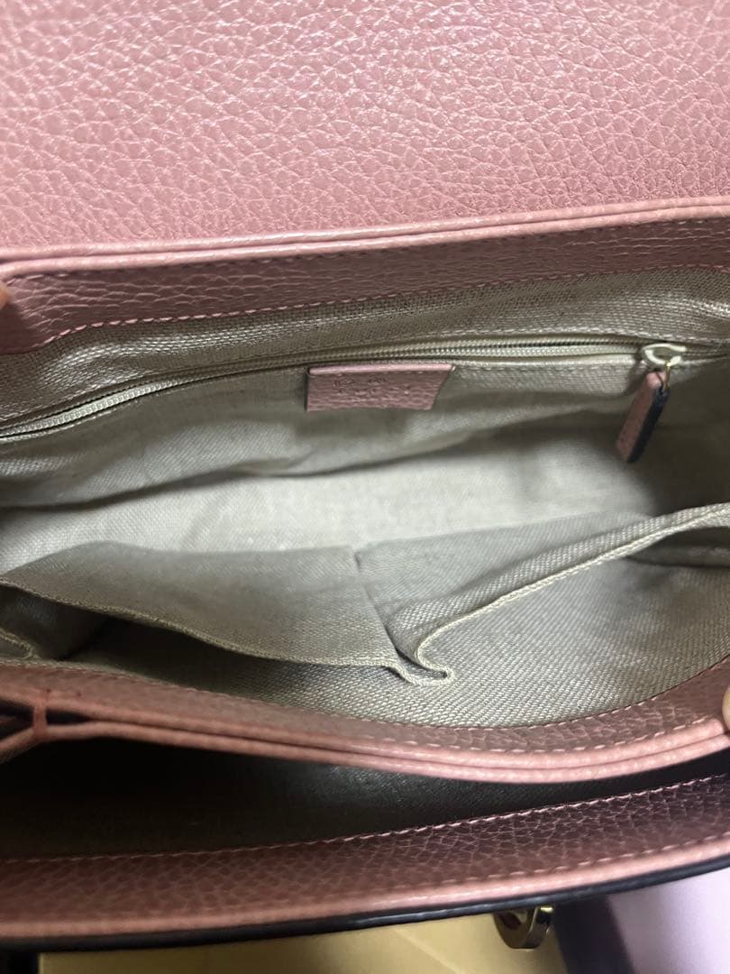 GUCCI ピンクレザー ハンドバッグ