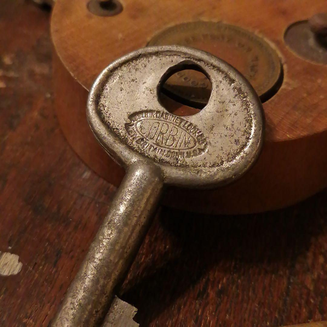 米国製アンティーク キー16本&ナンバー タグ&ナスカン&キーリングの