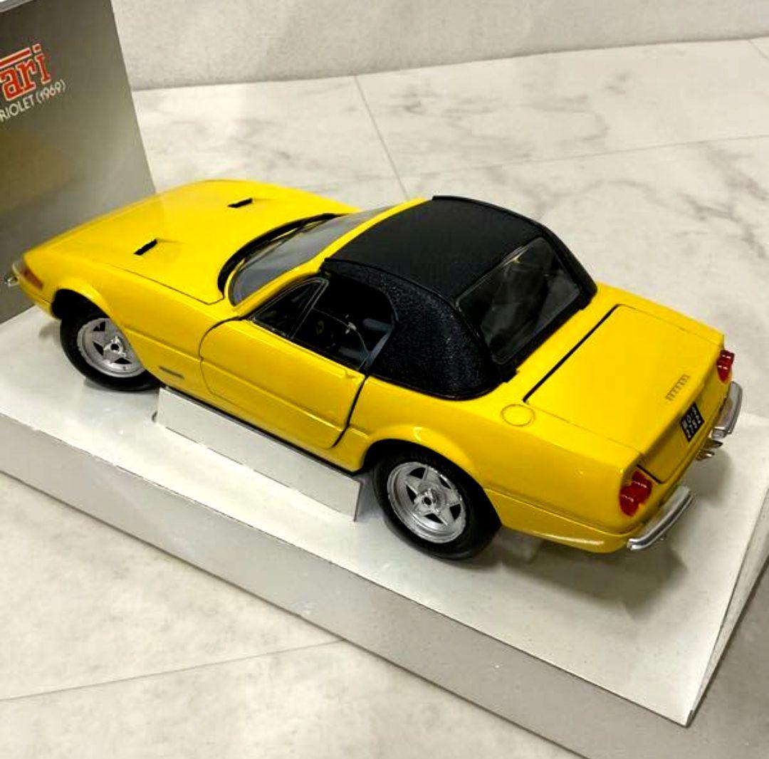 1/18 フェラーリ デイトナ 365GTS 4 CABRIOLET　　8/14