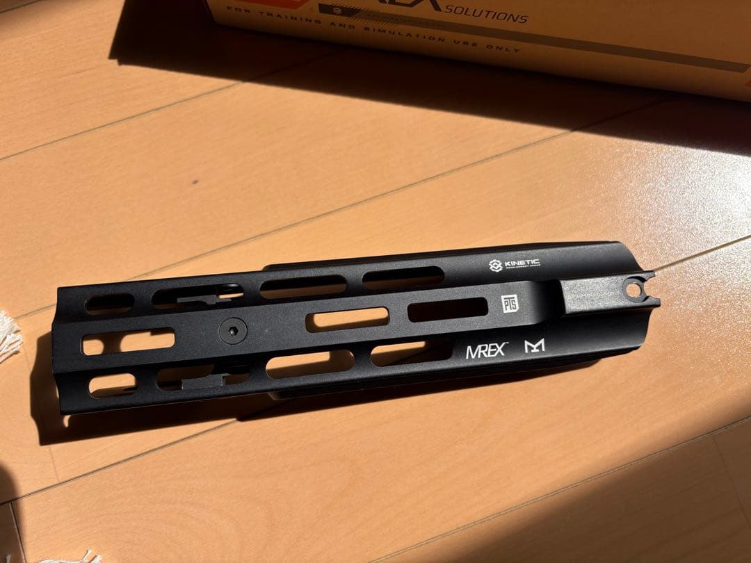 【極美品】PTS Kinetic SCAR MREX M-LOK ハンドガード