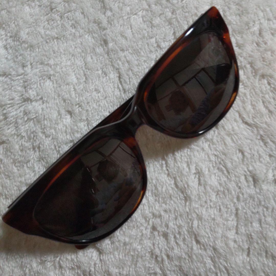 舘ひろしあぶない刑事ドラマ着用サングラス